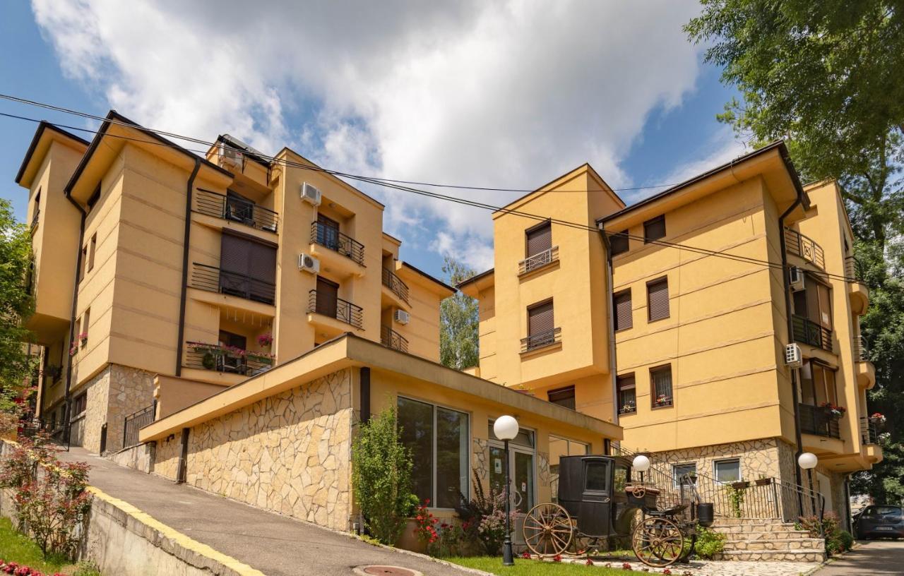 Apartman Modena Lux Vrnjačka Banja Exterior foto